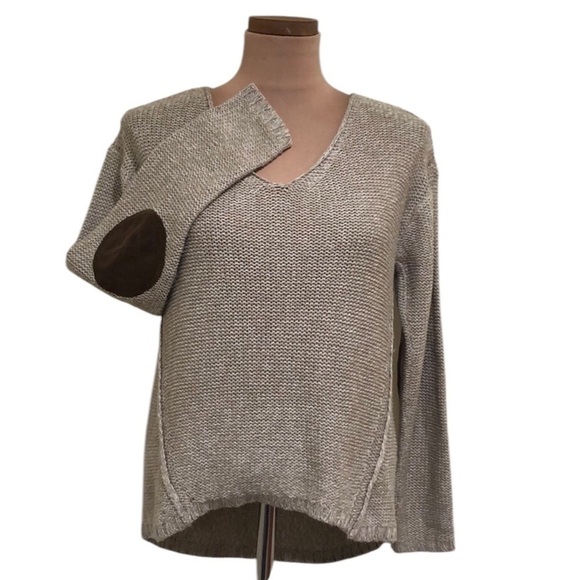 Anthropologie Sweaters - Anthropologie RDI Sweater Size Medium Tan Brown Elbow Patch Pullover